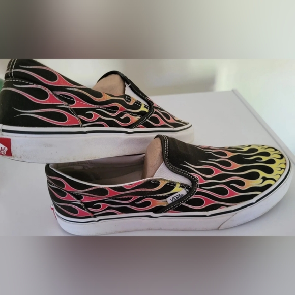 (SOLD) Vans Authentic Mash Up FLAMES Slip-On Skate Shoes Men's Size 10 - Picture 6 of 8